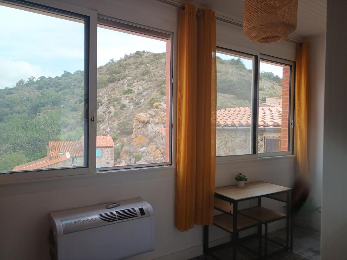 B&B Chambres "Chez Meme Germaine" Caramany Exterior photo